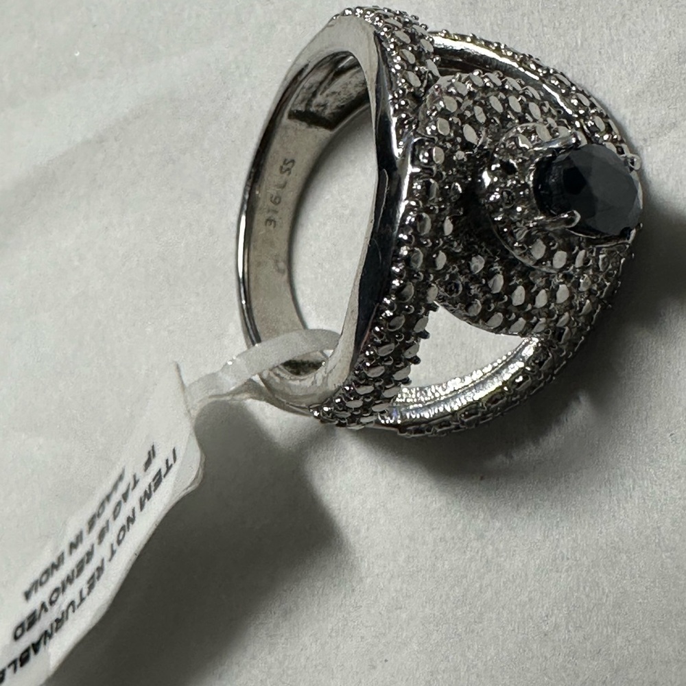 Vintage silver toned ring/blue sapphire & lab culture diamonds made of 316L
